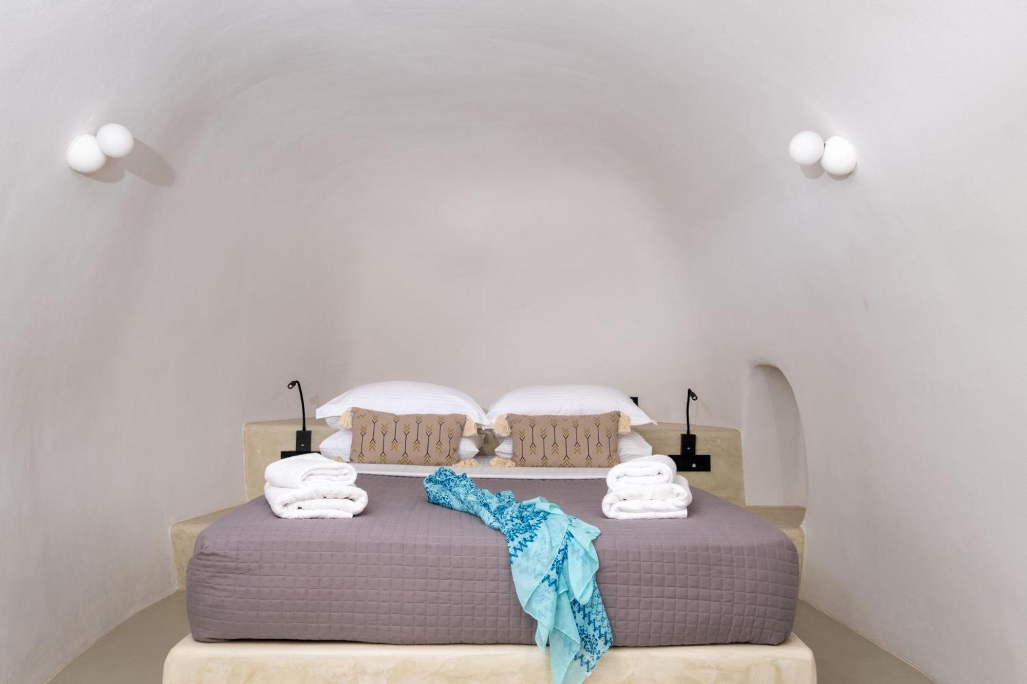 Santoroia Luxury Suites By Caldera Houses Esterno foto