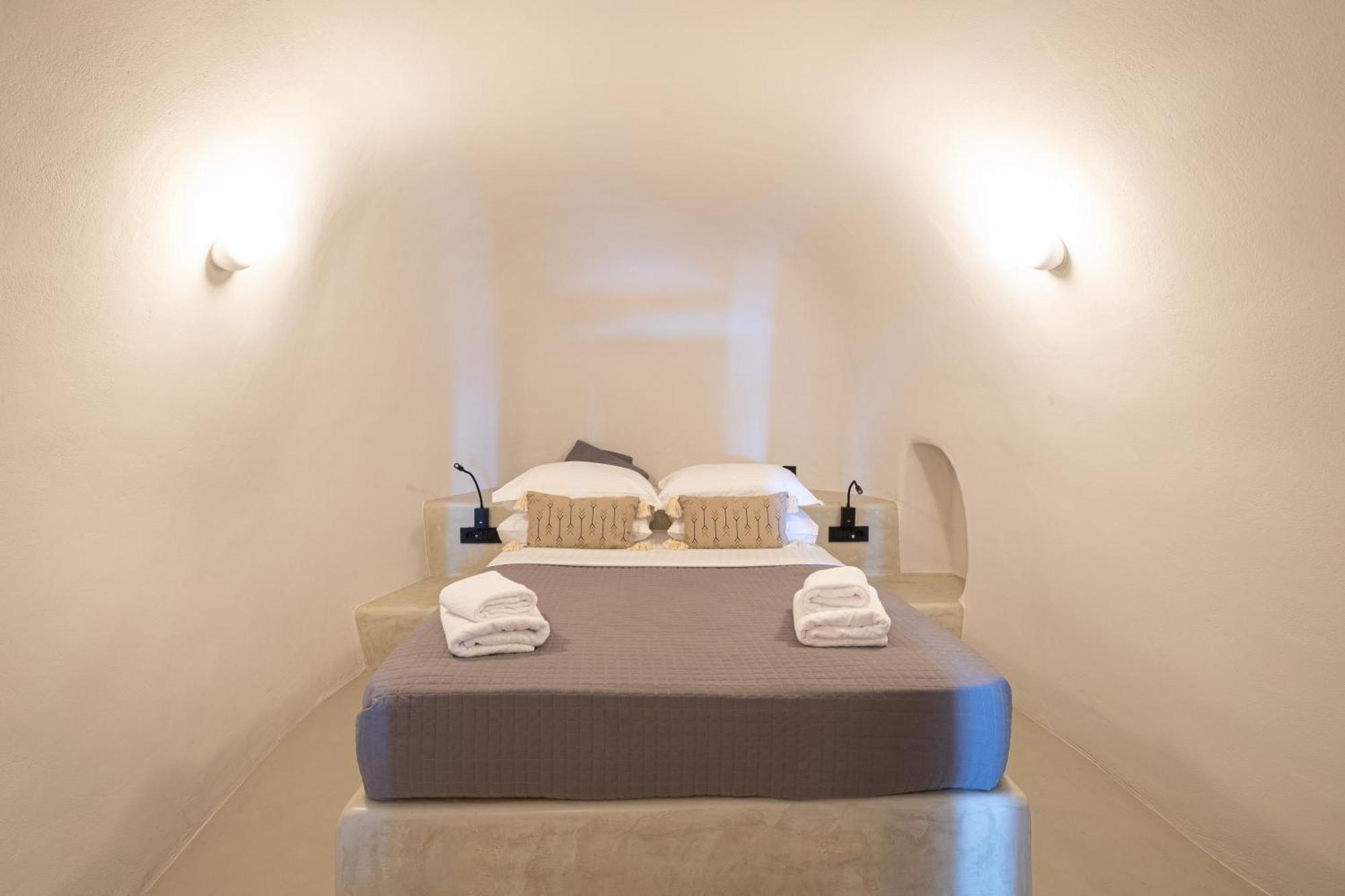 Santoroia Luxury Suites By Caldera Houses Esterno foto