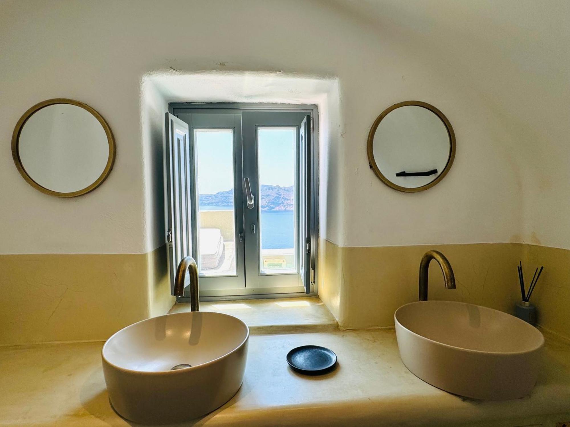 Santoroia Luxury Suites By Caldera Houses Esterno foto