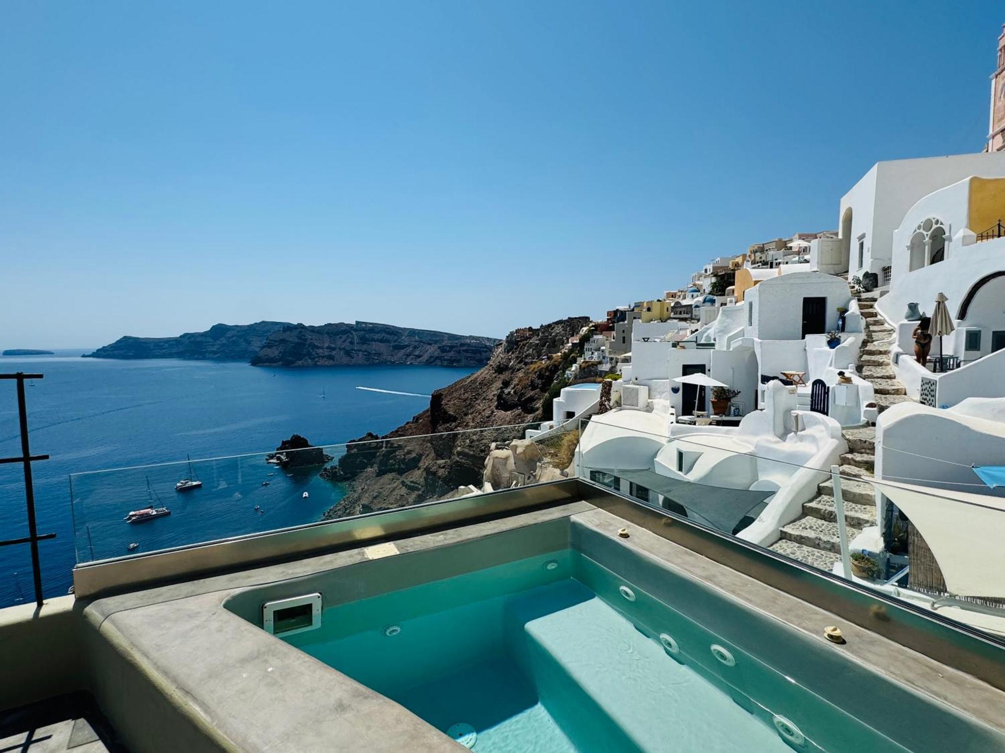Santoroia Luxury Suites By Caldera Houses Esterno foto
